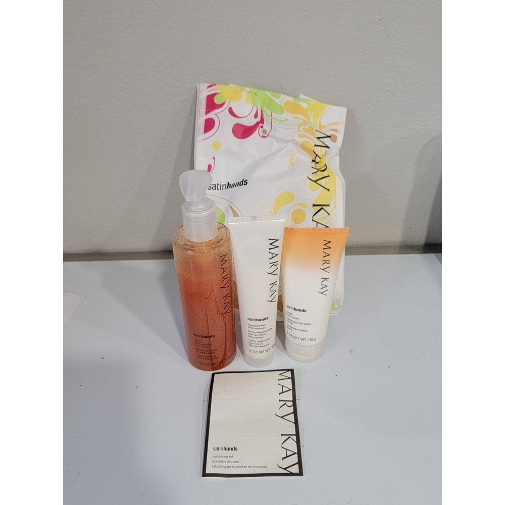 Orchard Peach Satin Hands Pampering Set Limited Edition by Mary Kay
